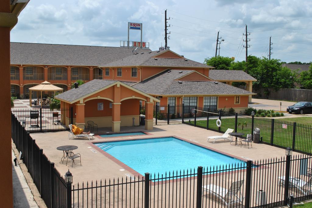 Executive Inn Brookshire Exteriör bild